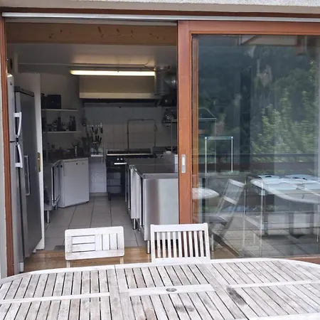 Saskia - Simply Perfect Chalet