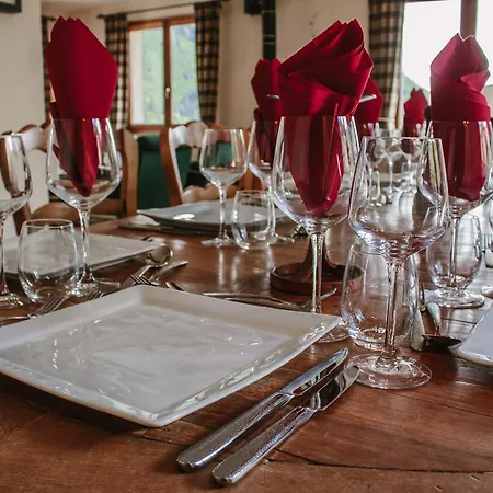Saskia - Simply Perfect Chalet
