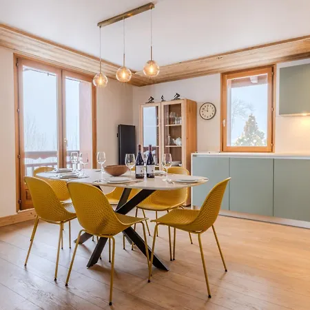 Peak - Saskia 302 - Sensational New - 3 Bedroom, 3 Bathroom Chalet Vaujany